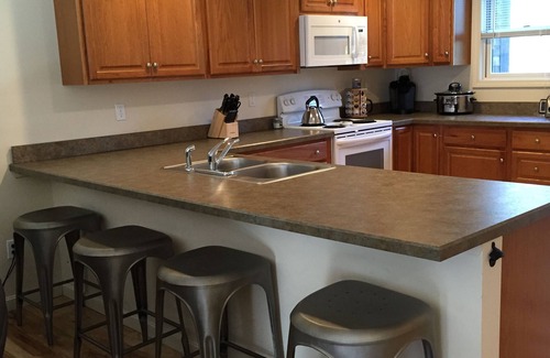 Bridgton Condo | Vacation In Maine At This Beautiful Shawnee Peak Ski-in/ski-out Condo For 8!