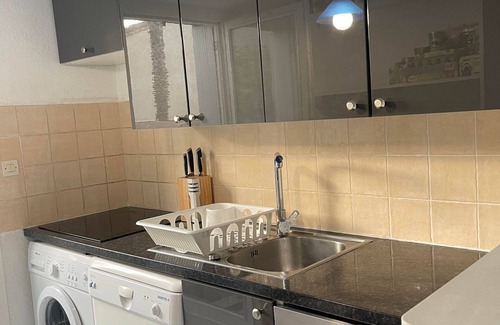 Valras-Plage Cabin | Vacation rental 400m from the beach with swimming pool