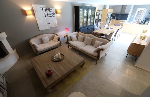 Aureille Villa | Vacation rental house with pool AUREILLE LS1-277