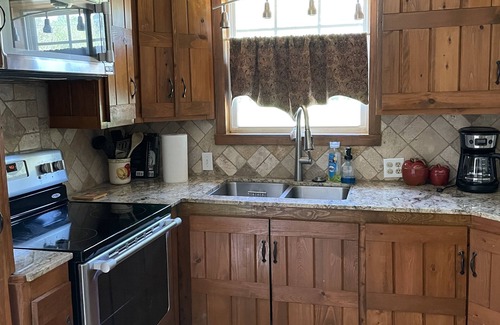 Breaux Bridge House | Vacation Rental, SHORT TERM RENTAL, SNOWBIRDS WELCOME