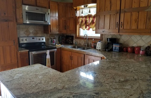 Breaux Bridge House | Vacation Rental, SHORT TERM RENTAL, SNOWBIRDS WELCOME