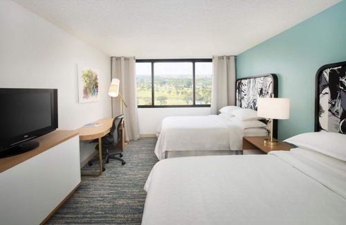 Seybold Hotel | Vacation Starts Here! 4 Great Units, Near Melreese Golf Course!