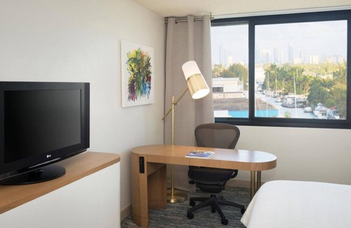 Seybold Hotel | Vacation Starts Here! 4 Great Units, Near Melreese Golf Course!