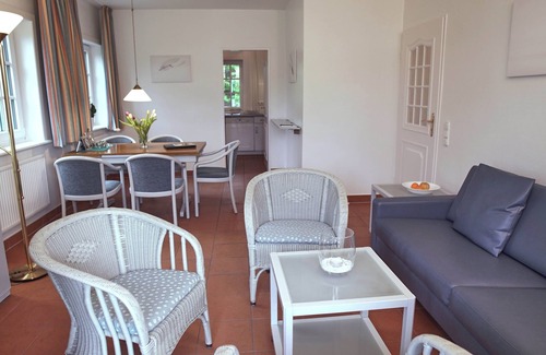 Norddorf Apartment | Vacation with dog, incl. swimming pool and sauna, ground floor for 4 persons