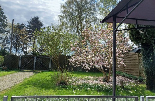 Rothenkirchen House | Vacation with dog, vacation home, 150m to the natural beach, fence + winter garden