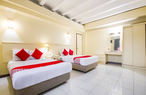 Banilad Hotel | Vaccinated Staff - Capital O 465 Ford's Inn
