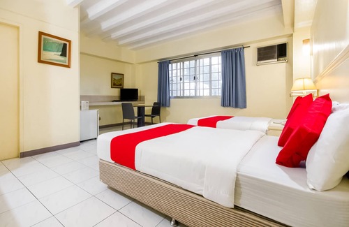 Banilad Hotel | Vaccinated Staff - Capital O 465 Ford's Inn