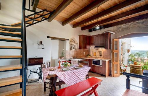 Kissamos House | Vaggelis Little Stone House