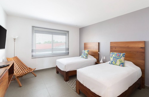 Playacar Fase I Apartment | Vaiven del Viento PH22 By Lockey