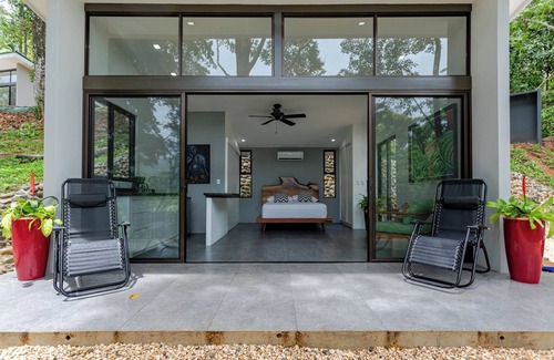 Baru House | Vajra Jahra Villas & Retreat Center