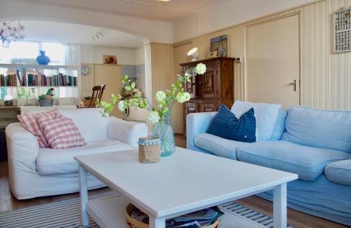 Koudekerke House | Vakantiehuis Dorpsplein