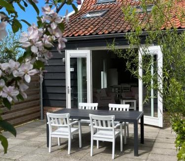 Oostkapelle House | Vakantiehuizen 't Centrum