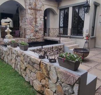 Greater Johannesburg Metropolitan Area Bed & Breakfast | Valbonne Villa Guest House