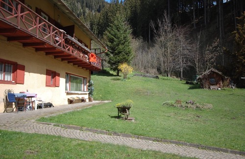 Valle San Silvestro Ski Chalet | Valcastello Polo Chalet with private garden and tennis