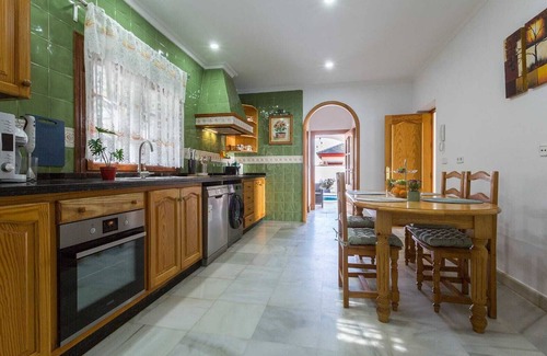 El Puerto de Santa Maria Ski Chalet | Valdeazahares House