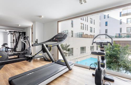 La Roqueta Apartment | Valencia City Apartment with Gym Pool Free Parking TheHavenEscape