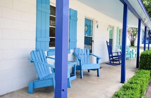 Kingsland Cabin | Valentine Lakeside Cabin 4