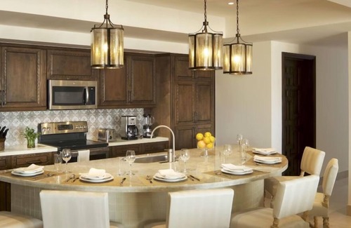 Marina Resort | Valentine Penthouse Getaway with amazing pools, ocean views, golf courses, spa