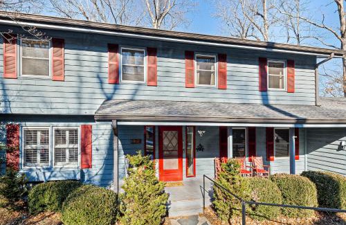Lake Junaluska House | Valentine's Villa