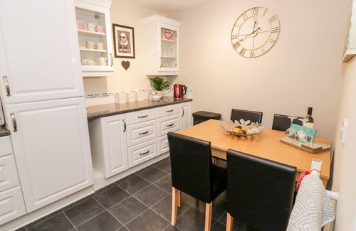 City Centre Cottage | Valentines Cottage