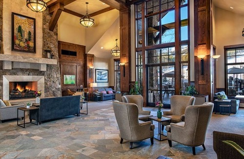 Breckenridge Resort | Valentines Week in Luxury 1-BDRM Sleeps 4 Condo, Peak 7 Ski-In/Ski-Out.