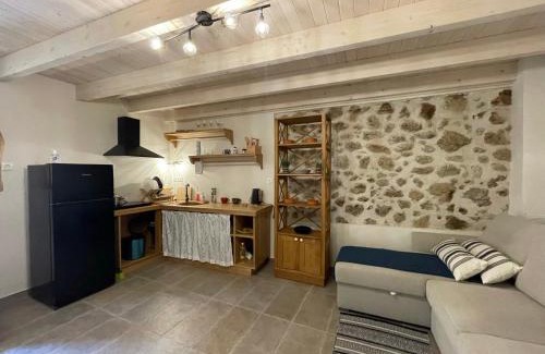 Sinarades Apartment | Valeria’s Apartments