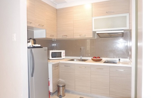 Salcedo Village Apartment | Valero Grand Suites by Swiss-Belhotel Makati
