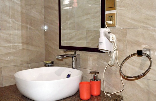 Antananarivo Avaradrano Hotel | Valiha Hotel