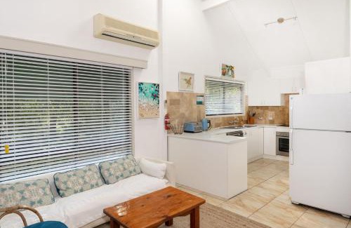 Mollymook Beach House | Valley Cottage