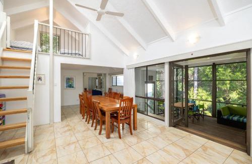 Mollymook Beach House | Valley Cottage