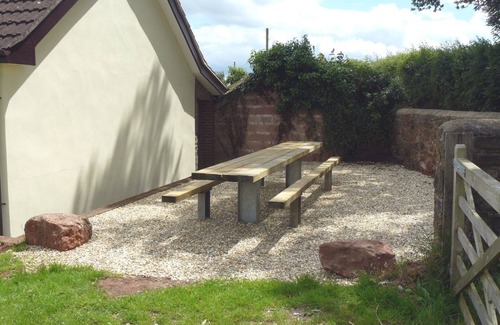 Halberton Cottage | VALLEY HOUSE, family friendly, country holiday cottage in Halberton