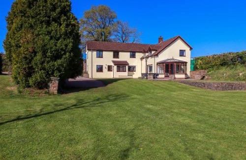 Halberton House | Valley House
