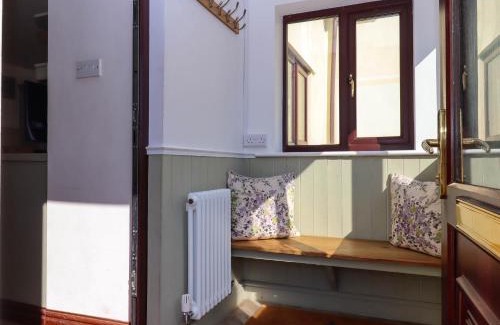 Halberton House | Valley House