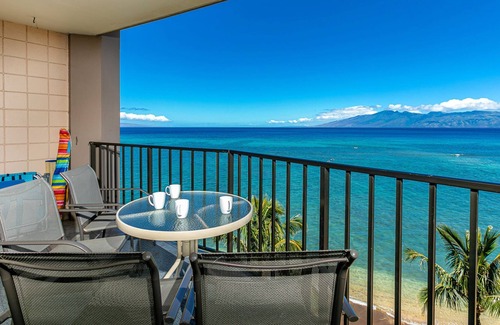 Kahana Hotel | Valley Isle 708 by Coldwell Banker Island Vacations