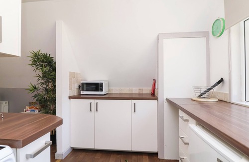 Saint Ann's Chapel Cottage | VALLEY LODGE 37, pet friendly, with pool in St Ann's Chapel, Cornwall