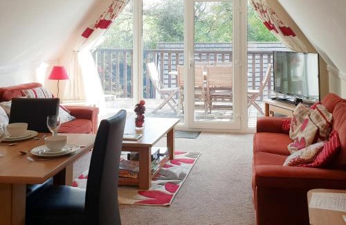 St. Ann's Chapel House | Valley Lodge 47 - Ukc2779