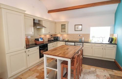 Easington Cottage | VALLEY VIEW, pet friendly, character holiday cottage in Staithes