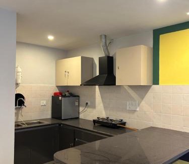 Solan Apartment | Valley View 1 BHK with Room Service