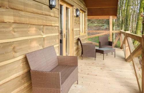 Kingswood House | Valley View Lodge