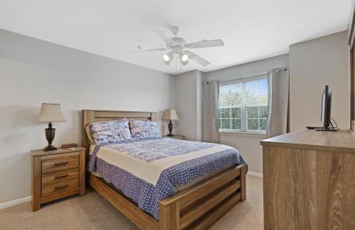 Branson House | Valley View Retreat - Holiday Hills Branson Golf Resort Outdoor Pools
