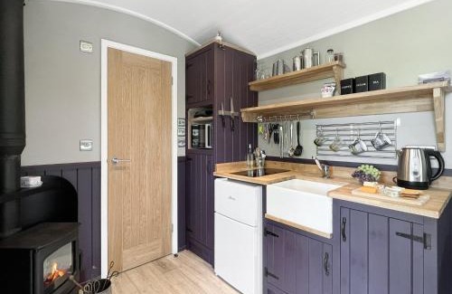 South Molton Cabin | Valley View Retreats- West Down Farm Estate