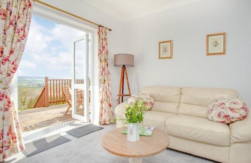 Honiton House | Valley View - Uk43268