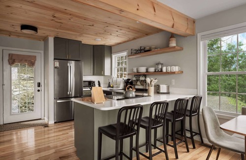 Sleepy Hollow Ski Chalet | Valley Views, Hot Tub, Deck, Screened Porch & WiFi