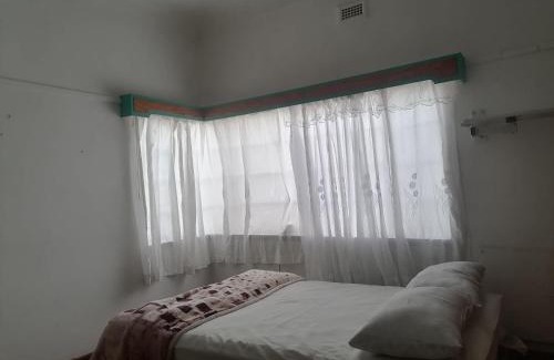 Germiston House | Valleycenter guest lodge