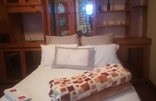 Germiston House | Valleycenter GuestLodge