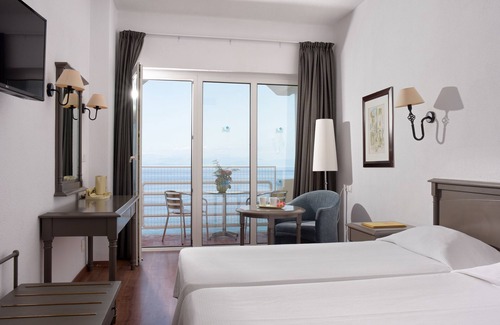 Agios Ioannis Peristeron Hotel | Valmar Corfu