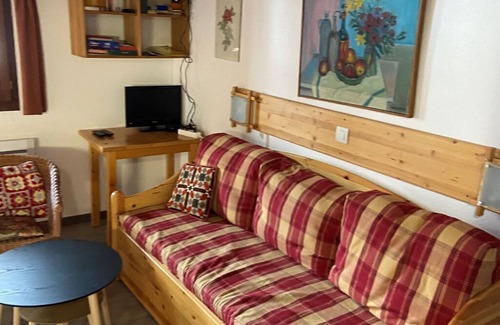 Valmeinier Ski Chalet | Valmeinier Village : Studio 5 Couchages, Rénové fin 23, à 20 m des Télésièges