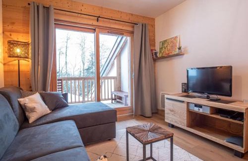 Valmorel Apartment | Valmorel: Appt 6 pers, 2 ch, parking, wifi, skis aux pieds - FR-1-356-511