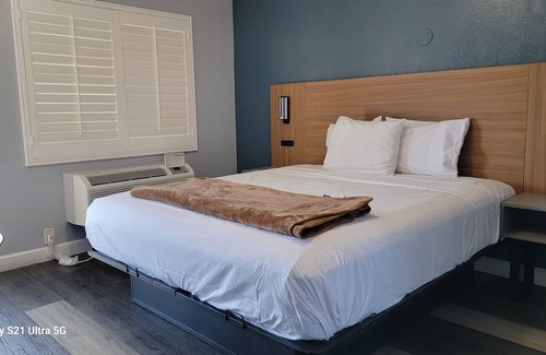 Little Armenia Hotel | Value Inn Hollywood