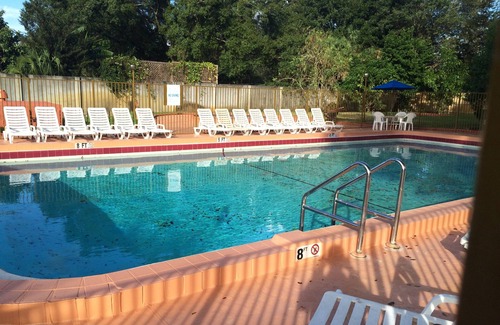 Bearss Plaza Hotel | Value Lodge Busch Gardens Tampa